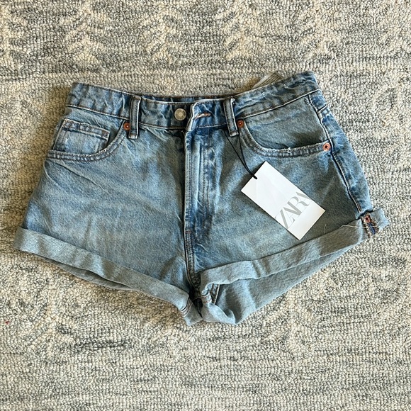 Zara denim shorts - Picture 1 of 2